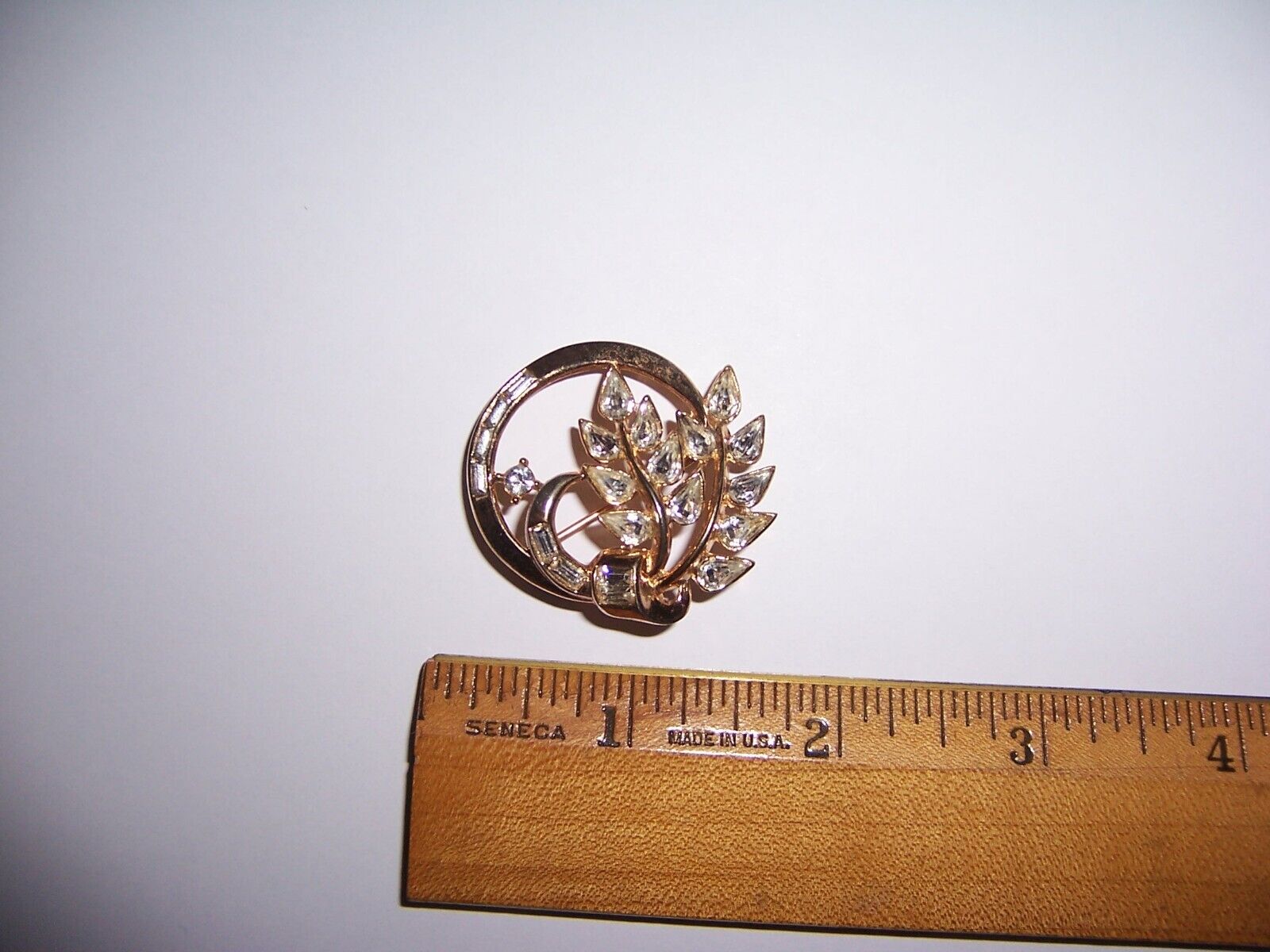 Beautiful Vintage Trifari "Bling" Pin - image 4