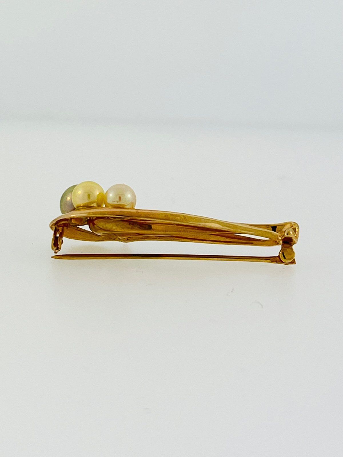 14K Yellow Gold Pin With Pearls - image 3