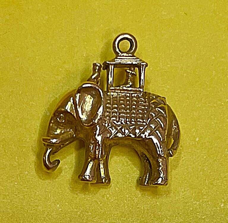 9 Carat Vintage Yellow Gold Elephant Charm - image 1