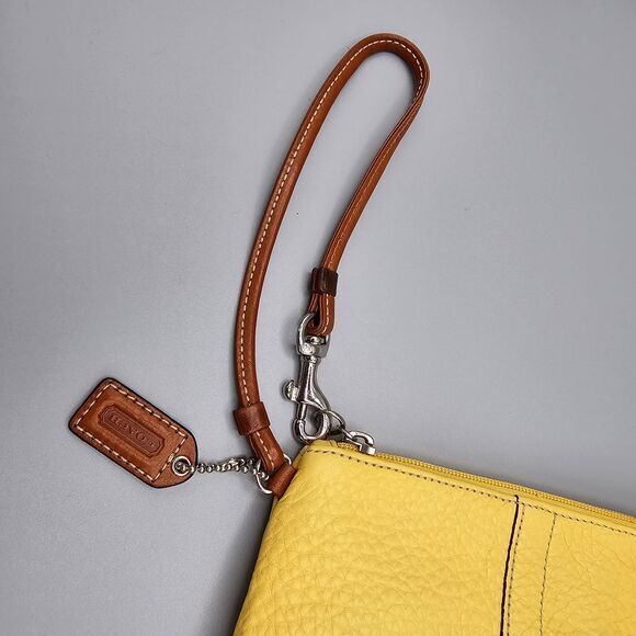 Vintage Authentic Coach British Yellow Wristlet - image 7