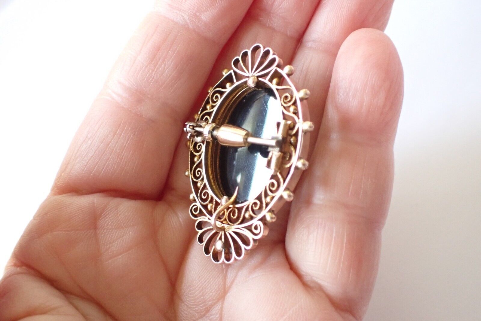 Victorian Antique 10K Rose Gold Hardstone Onyx & … - image 5