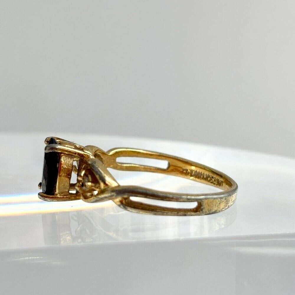 14KGE Gold Oval Cut Black Onyx Elegant Classic Vi… - image 3