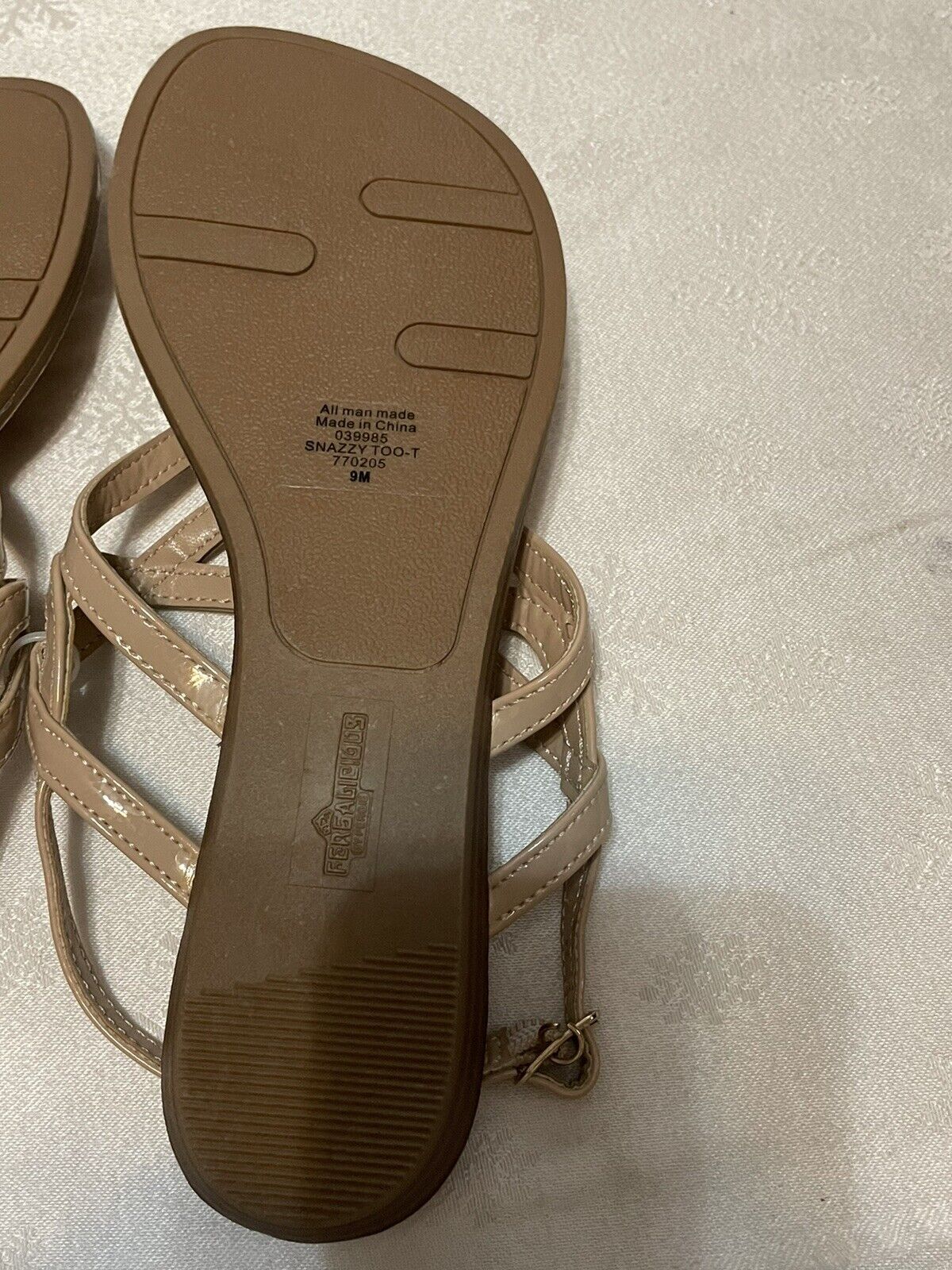 Fergalicious By Fergie Honey Sandal Women SZ 9 Ne… - image 4