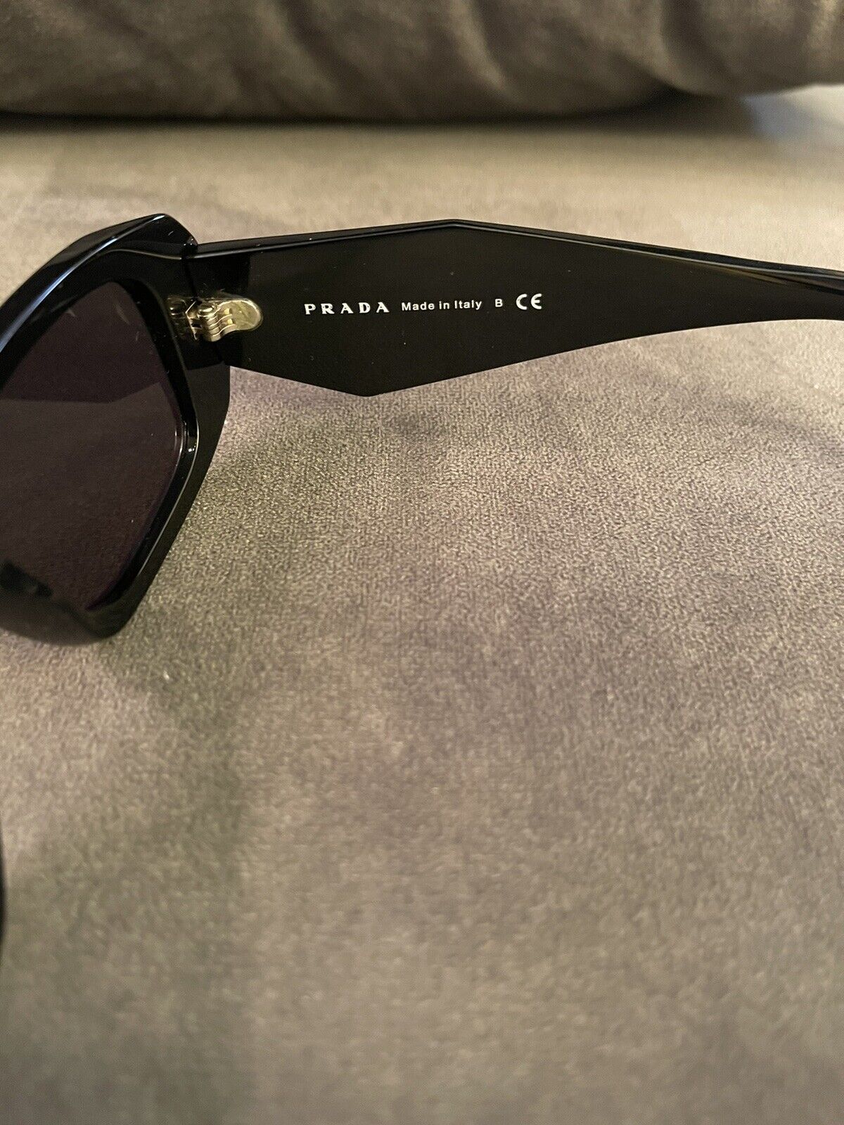 Prada Sunglasses - Black SPR 17W - image 9