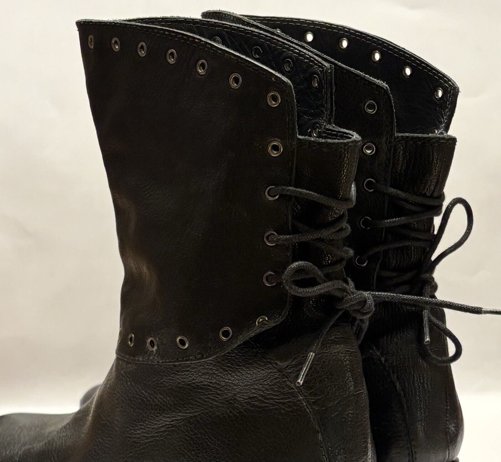 Stuart Weitzman Black Leather Lace Up boots 8.5 W… - image 6