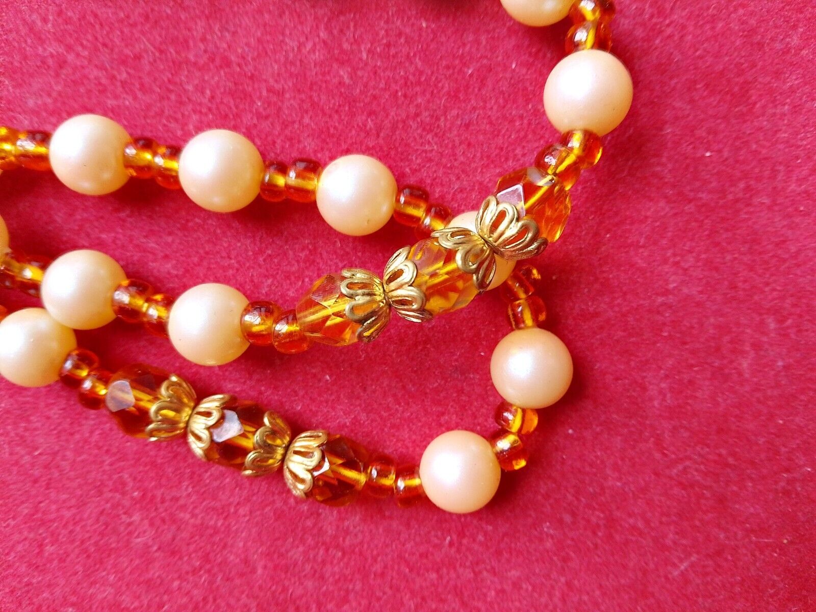 Beautiful VTG Necklace UNCHECKED - image 9