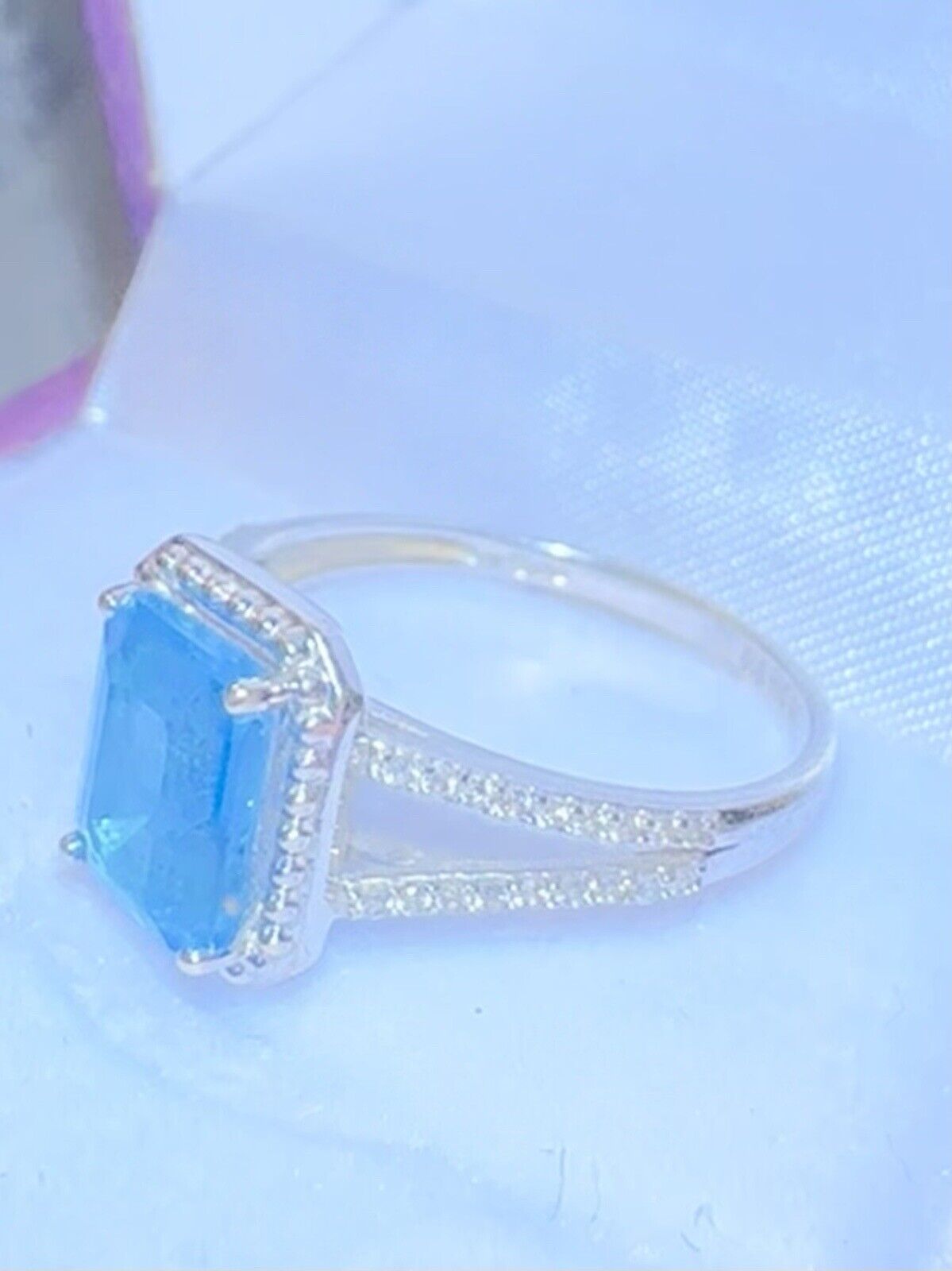 9ct White Gold Blue Topaz And Diamond Ring - image 5