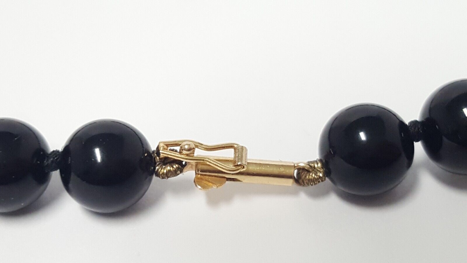 14K Gold Station Black Onyx 8mm Bead Necklace Han… - image 8