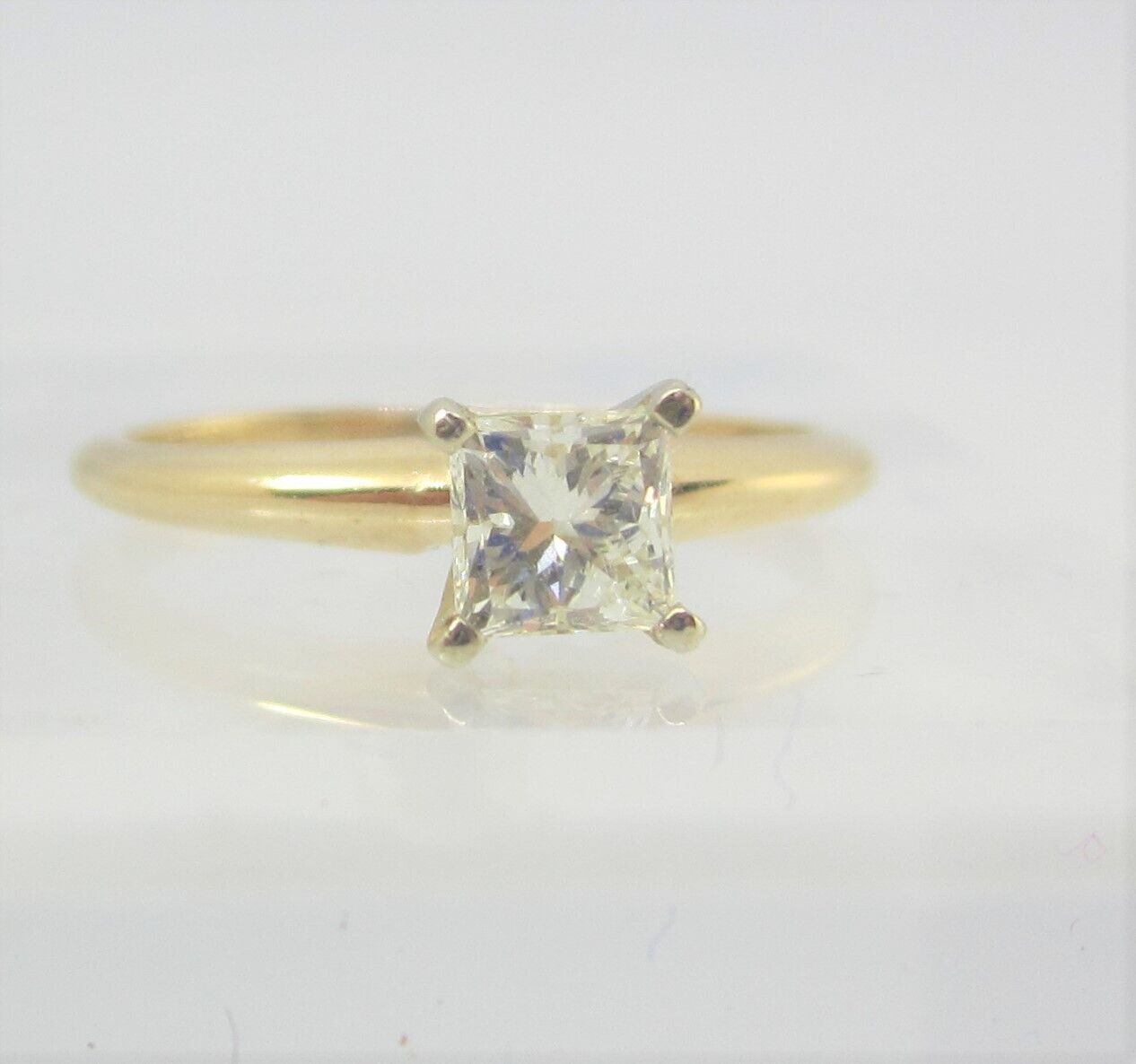 ESTATE 14K Y/G PRINCESS CUT DIAMOND SOLITAIRE RIN… - image 1