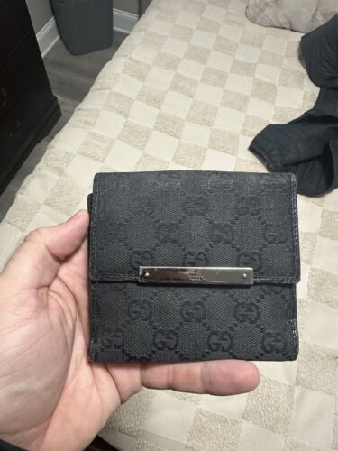 Vintage Gucci Wallet 100% Authentic - image 1