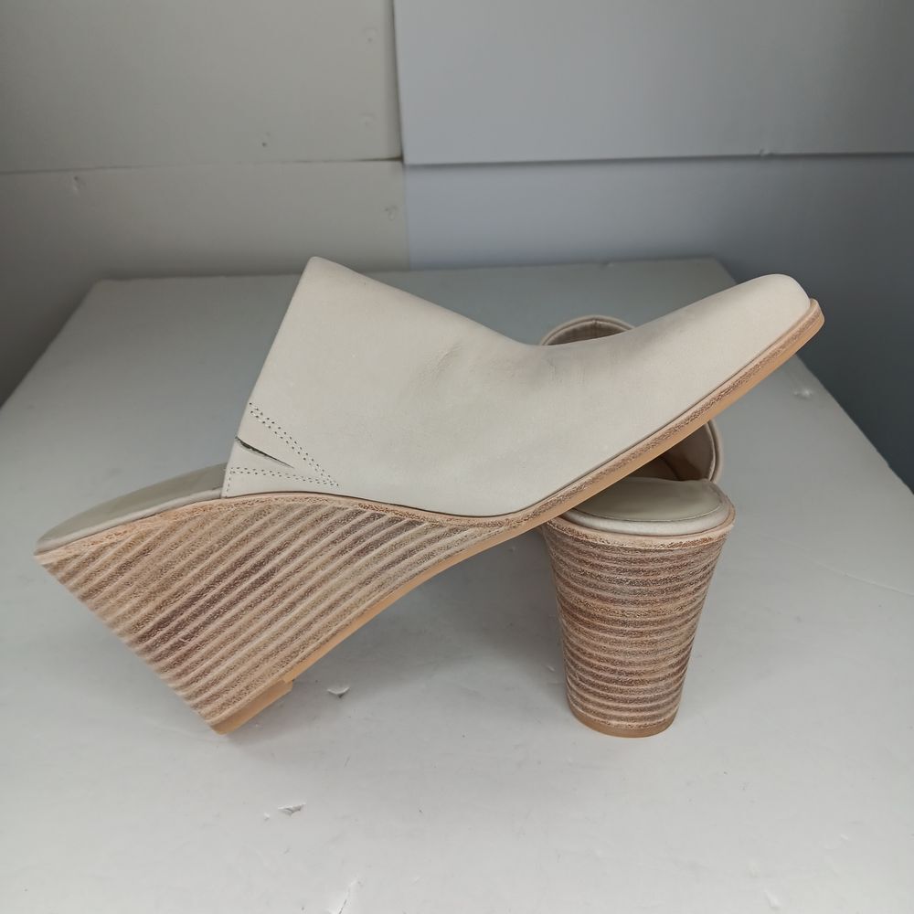 Dolce Vita Wedge Heel Sandals Size 8.5M Approxima… - image 10