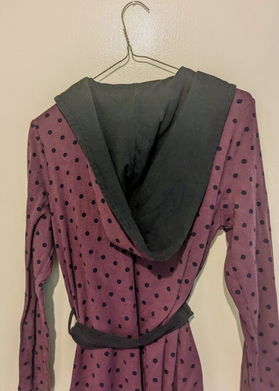 Jane & Bleeker Pretty Polka Robe - image 6