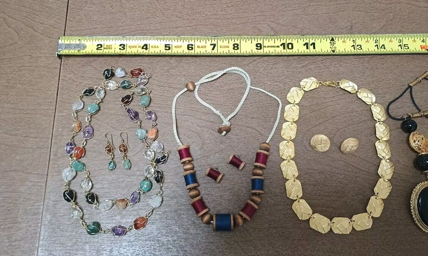 Lot Costume Jewelry Necklace/Earring Sets Vintage… - image 10