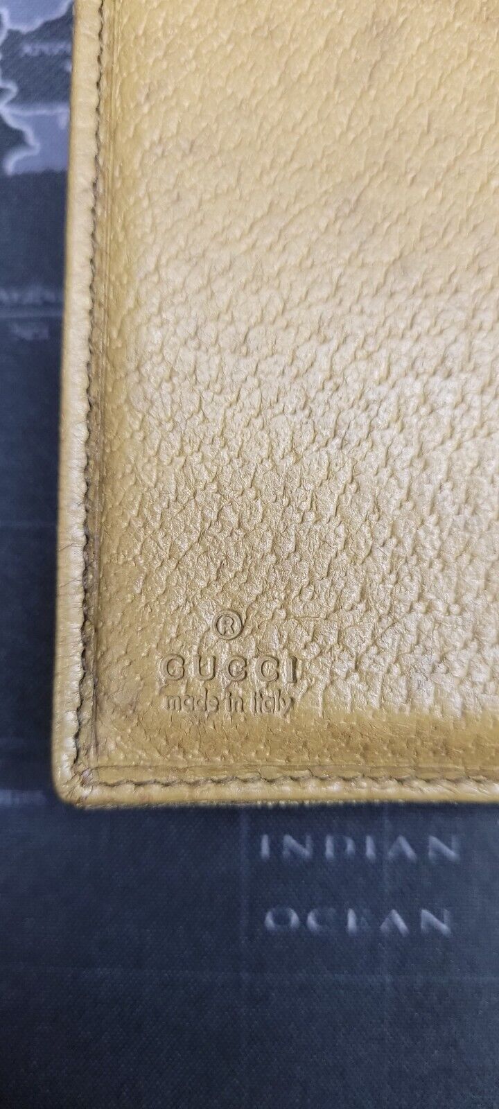 Authentic Vintage GUCCI bifold button lock wallet… - image 10