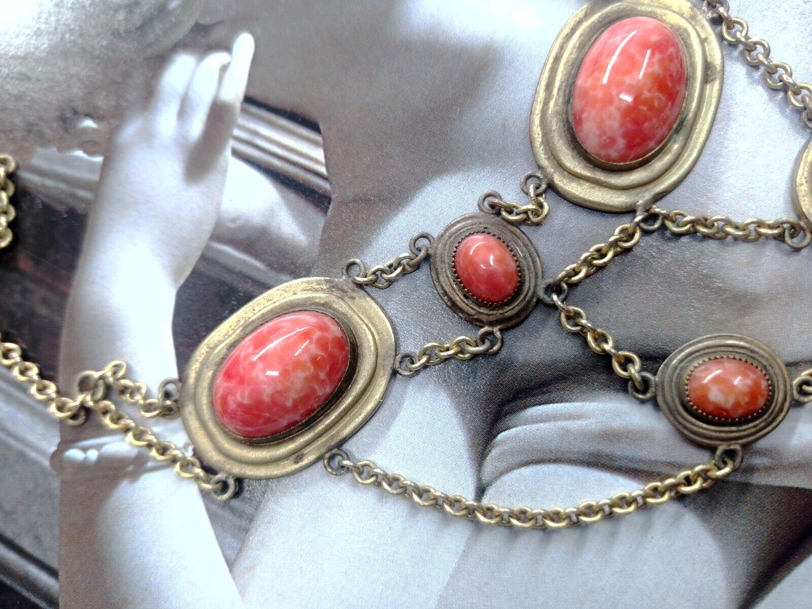 Gorgeous Antique Art Deco Faux Coral Necklace (Gl… - image 6