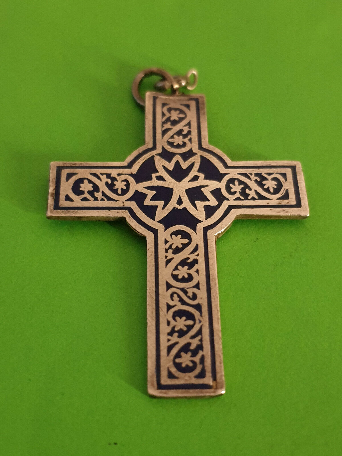 VINTAGE ENAMEL LACQUER STERLING SILVER 950 CROSS. - image 3