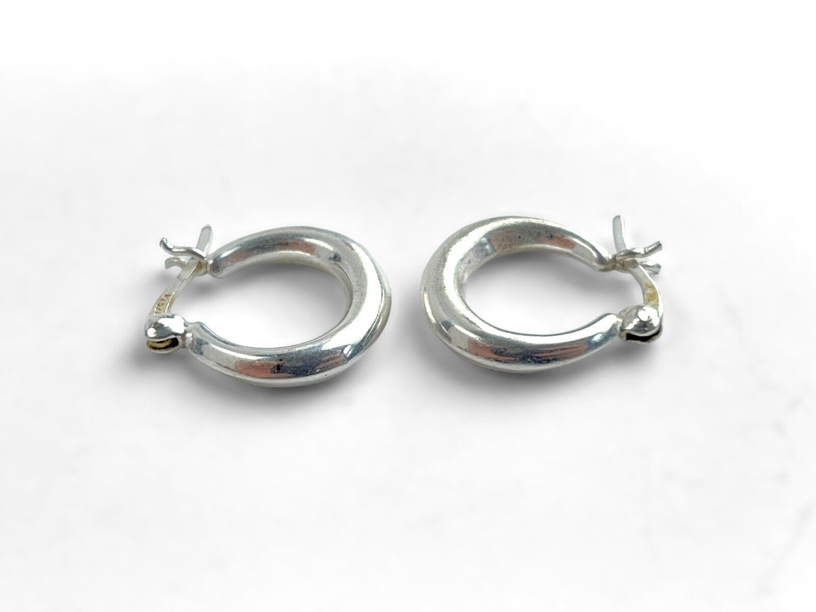 Sterling Silver 925 LA Hoop Earrings - image 3