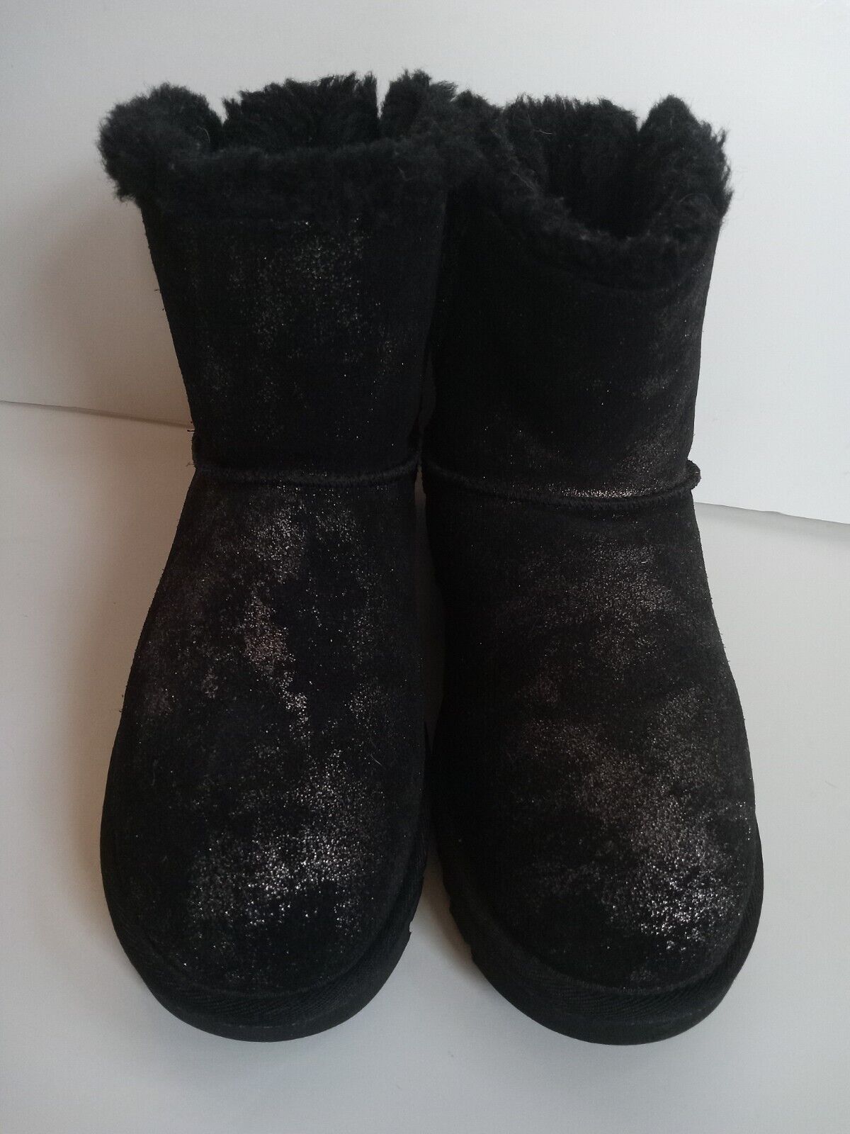 UGG Bailey Bow Mini Sz 9 Glimmer Bootie Black Met… - image 2