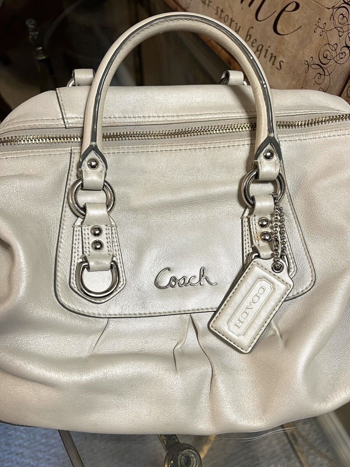 Coach Handbag Pearl White Silver Leather Shoulder… - image 2