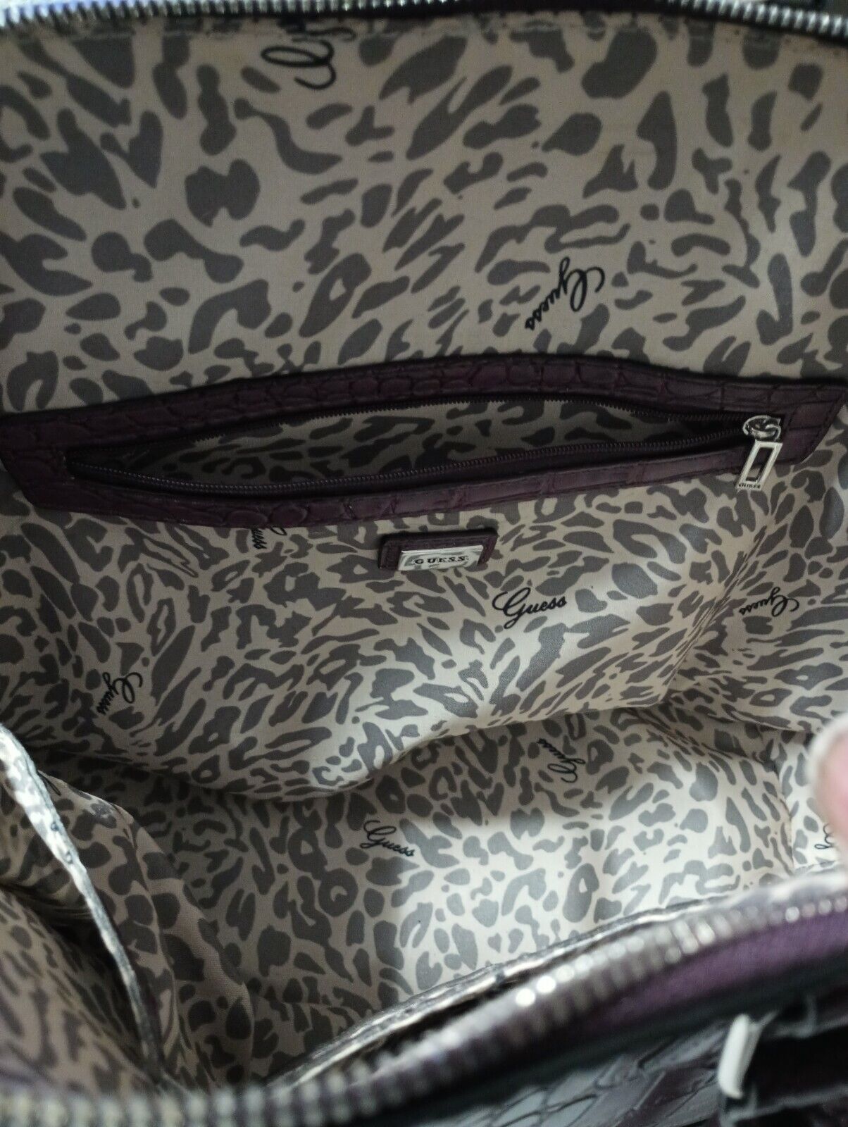 Guess Tote Purse Faux Leather Snake Skin - image 9