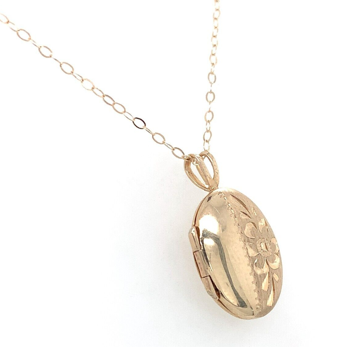 14k Yellow Gold Very Small Oval Locket Engraved F… - image 2