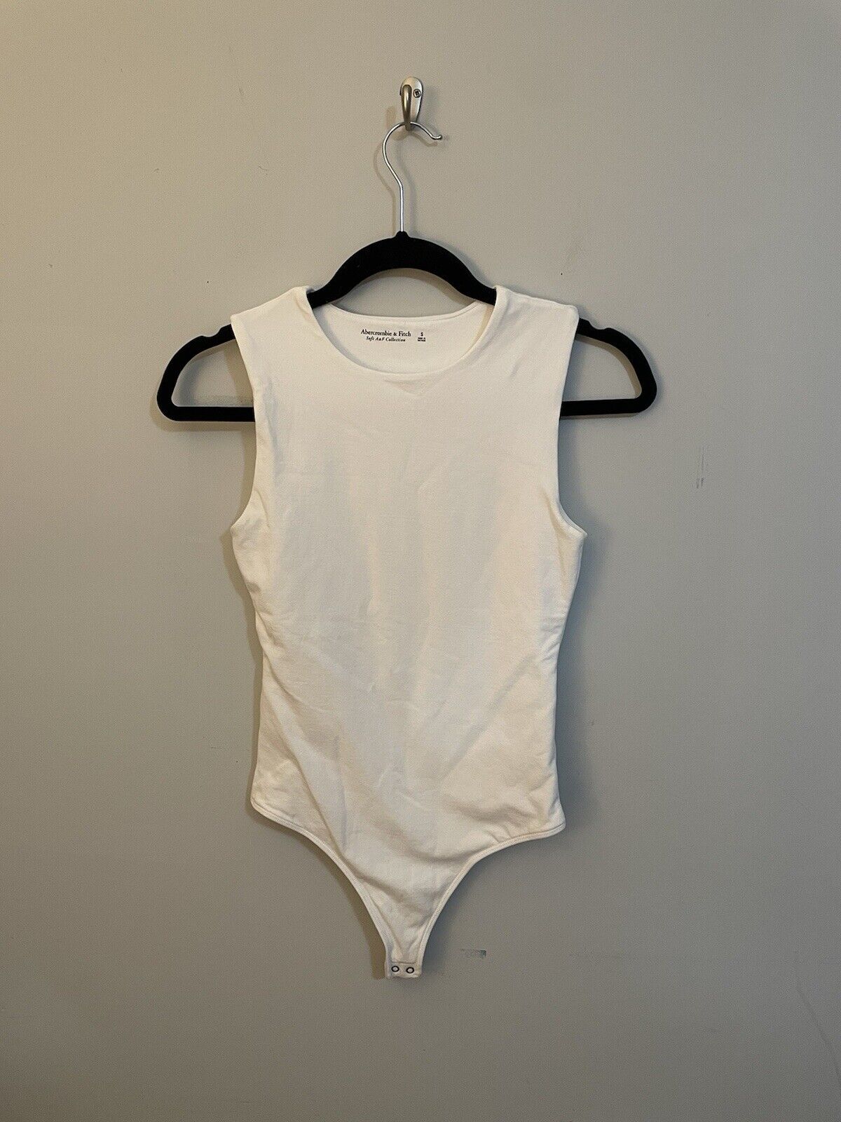 Abercrombie And Fitch White Bodysuit Size Small - image 1