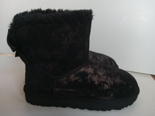 UGG Bailey Bow Mini Sz 9 Glimmer Bootie Black Met… - image 1