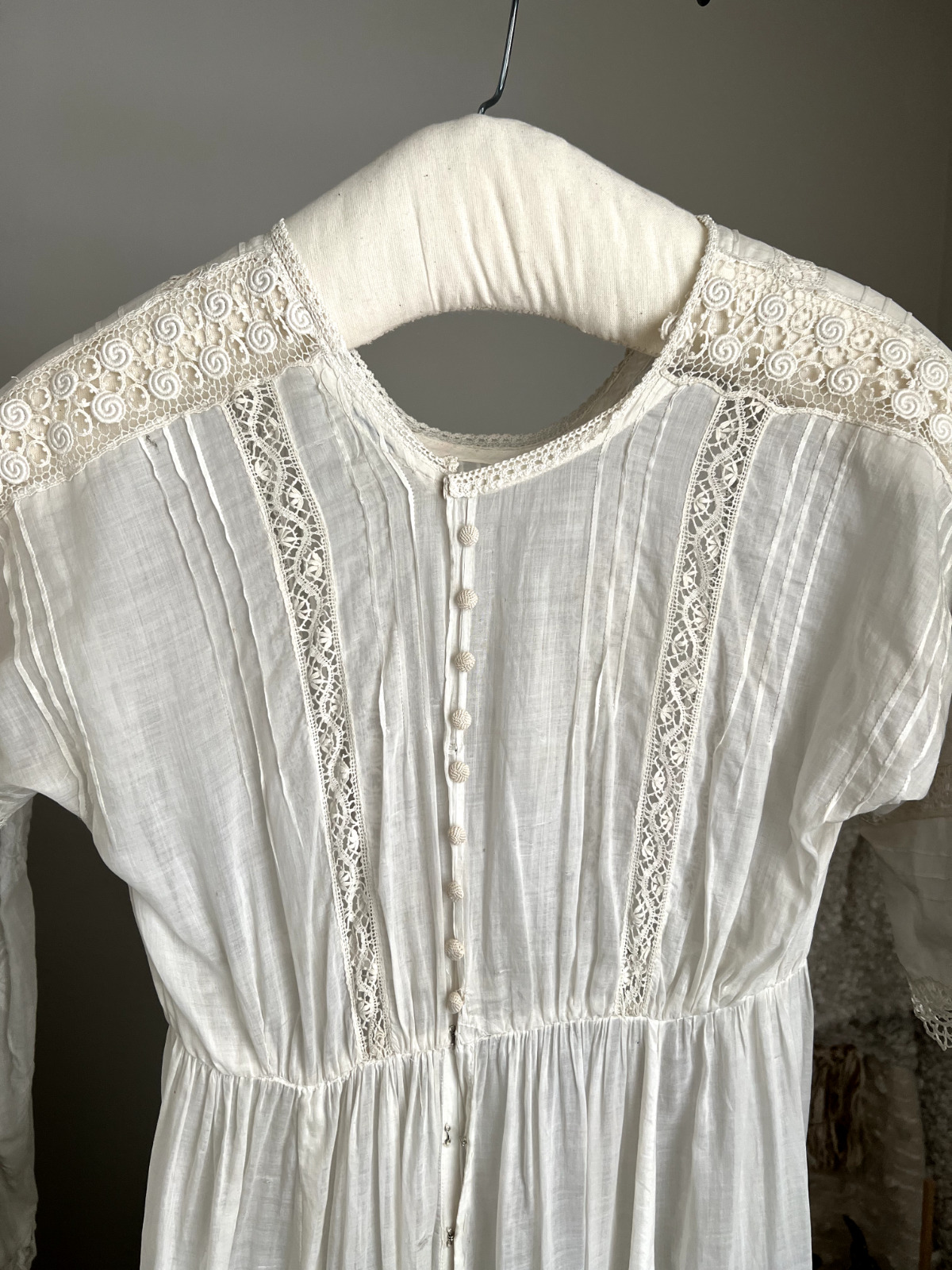 Antique Edwardian Irish Lace Pintucking Cotton La… - image 4