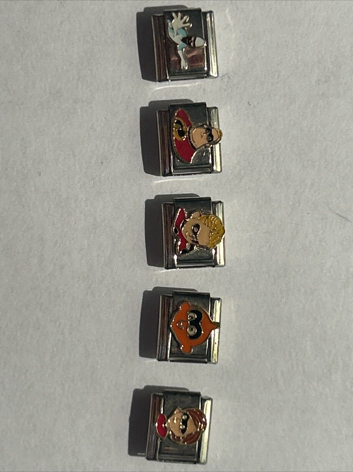 5 Piece Incredibles 9mm Italian Charm Lot. - image 1