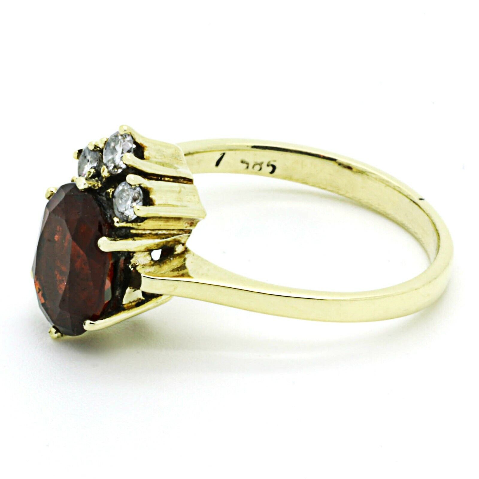 Ring 585 Yellow Gold with Garnet & Diamonds - image 3