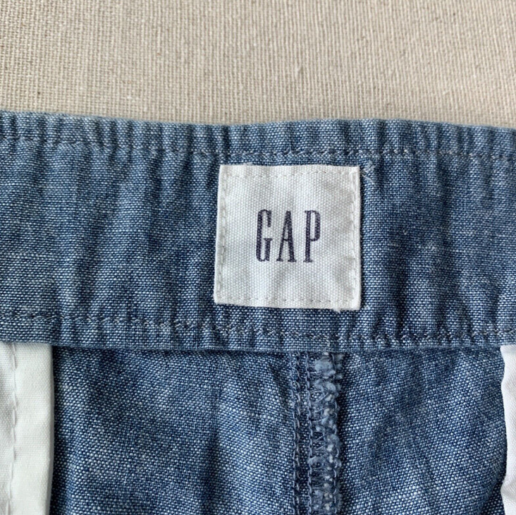 Gap 5" Light Wash Blue Chambray 100% Cotton Short… - image 2