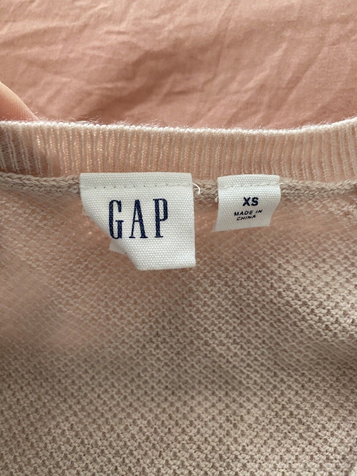 GAP Brooklyn V-Neck Sweater, Dull Rose Pink, Size… - image 3