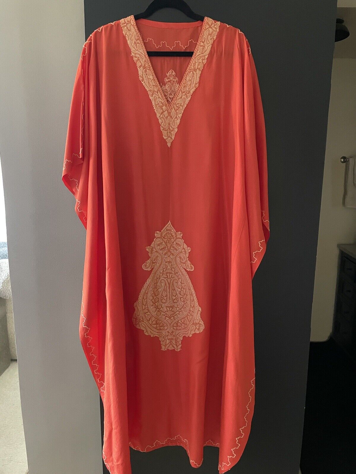 Silk Embroidered Kaftan From Nepal O/S STUNNING R… - image 1