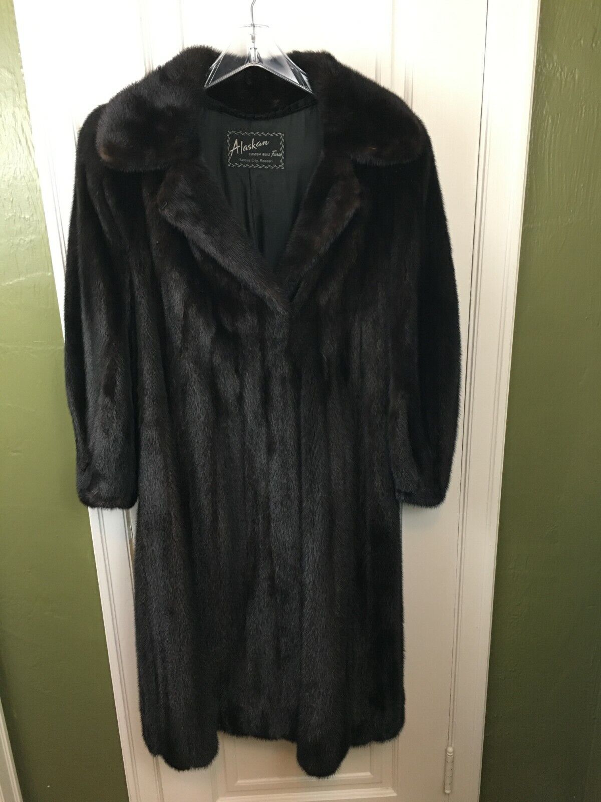 Classic MINK fur coat dark brown black Women's La… - image 1