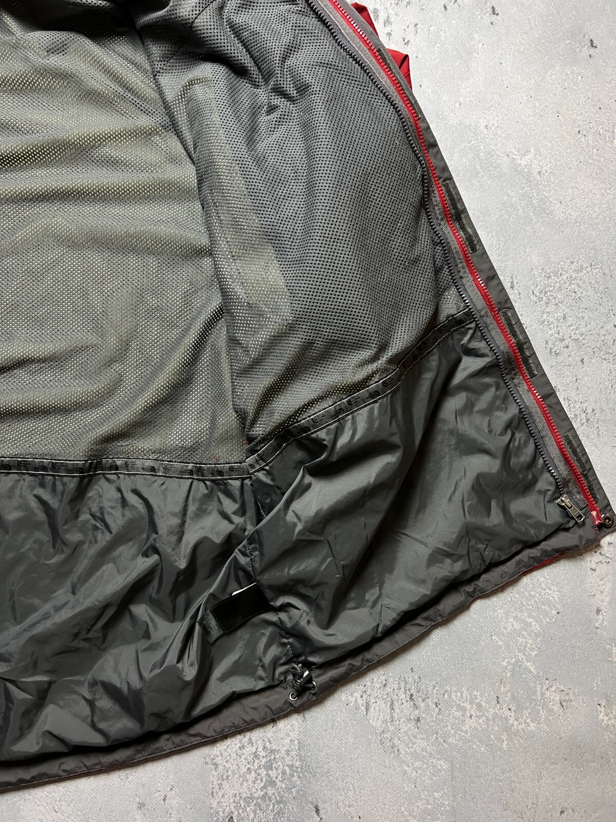 The North Face 00s Mountain Jacket Goretex Red Ra… - image 10