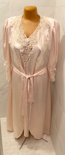 Vtg CHRISTIAN DIOR Pink Pegnoir Set Robe and Nigh… - image 1