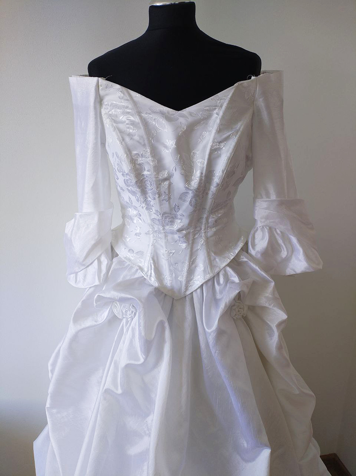 Vintage wedding dress Victorian style Full skirt … - image 3