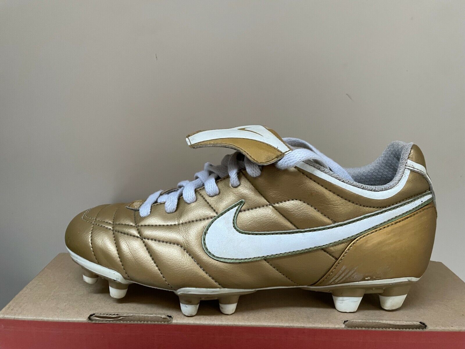 NIKE AIR ZOOM TOTAL 90 Gold R10 Ronaldinho BOOTS … - image 7