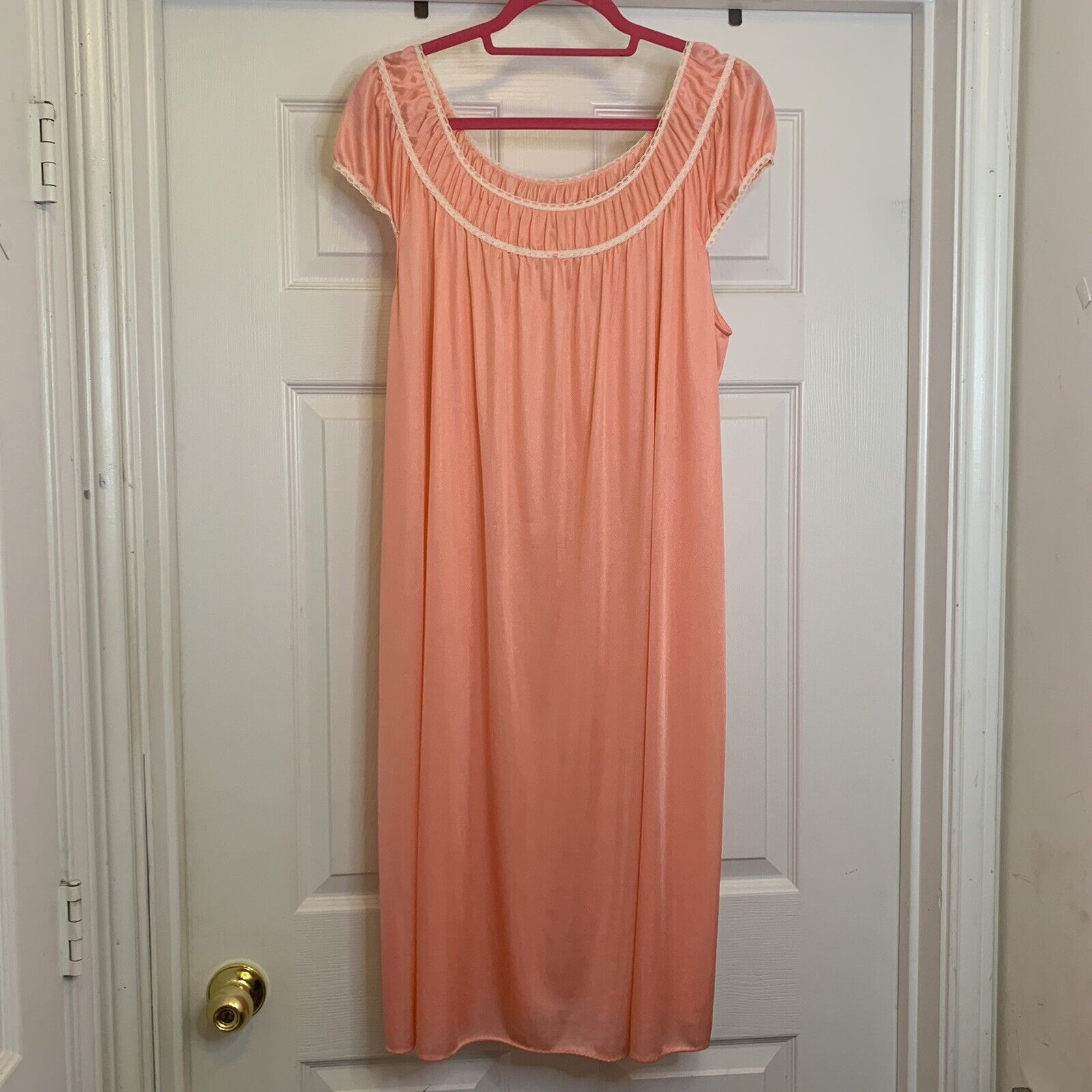 2 Pc. Lorraine Peignoir Set Pink Nylon Nightgown … - image 3