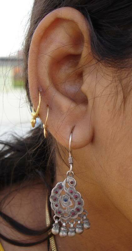 ANTIQUE TRIBAL OLD SILVER GLASS STONES EARRINGS P… - image 3