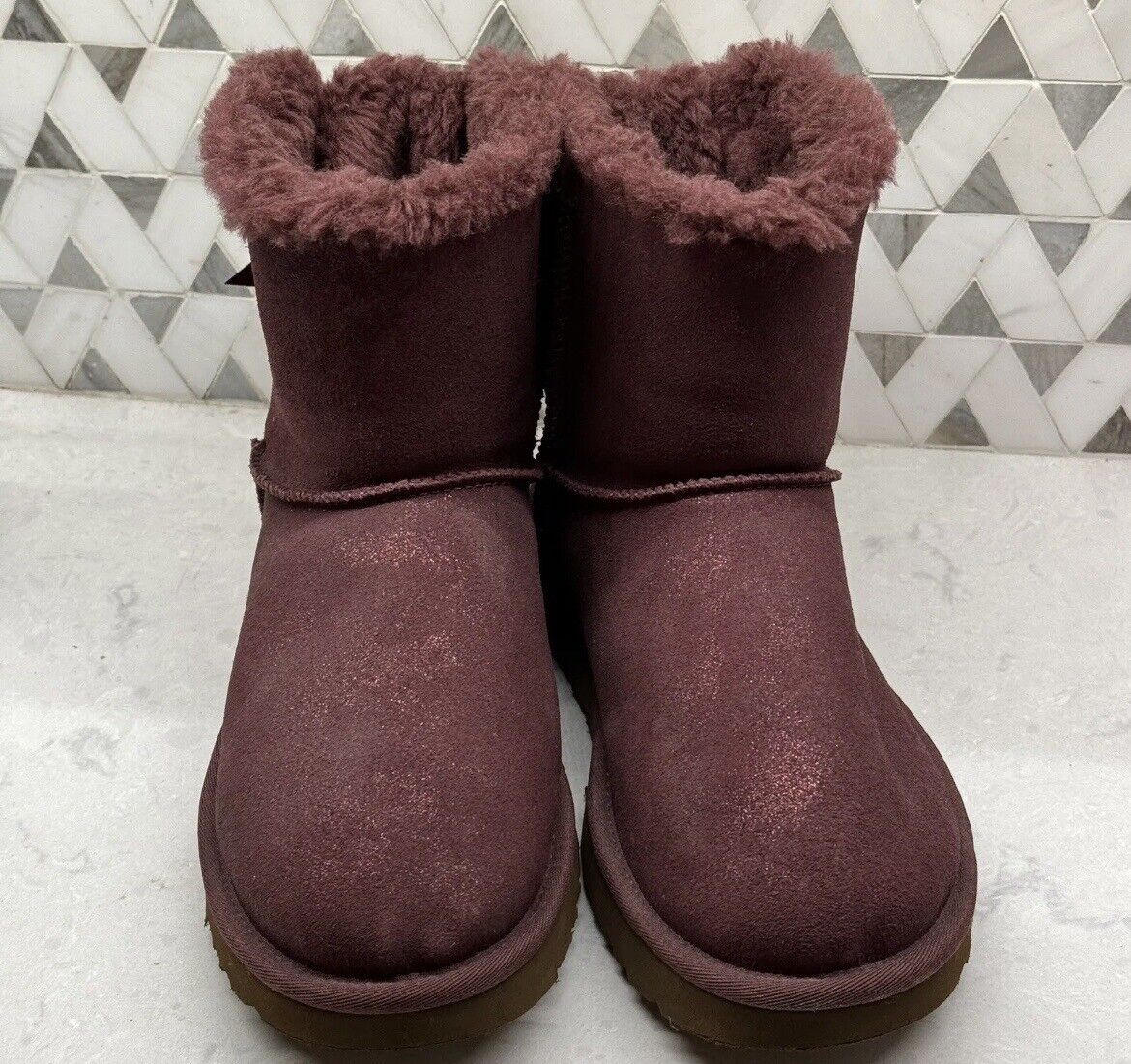 UGG Mini Bailey Bow Burgundy Glimmer Size 10 - image 2