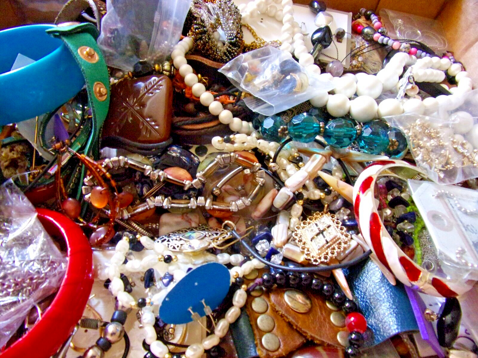 Huge Junk Jewelry Lot 3Lbs Most Wearable Some For… - image 3