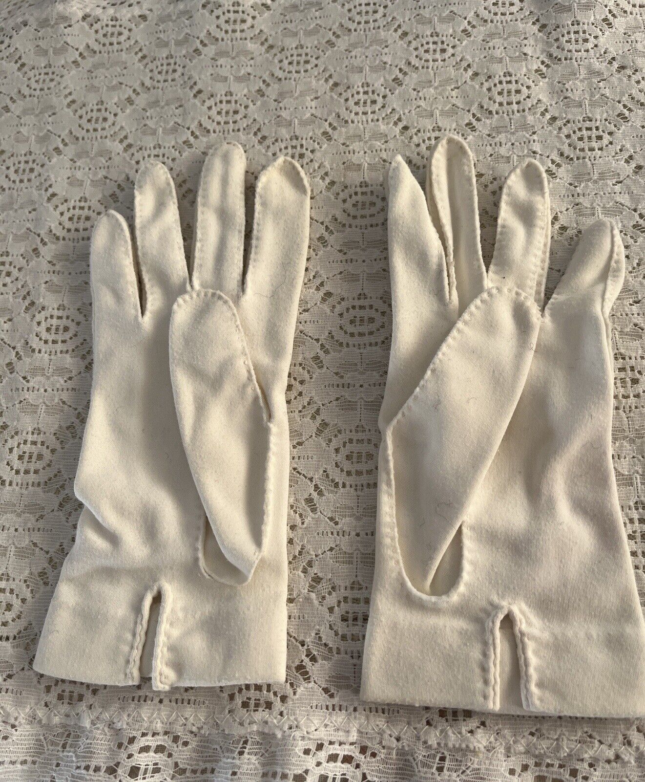 Vintage Women's Suede Ivory Dress Gloves- Lot Of 5 - image 3