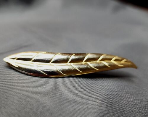 Vintage Signed Sarah Cov Goldtone Leaf Brooch - image 1