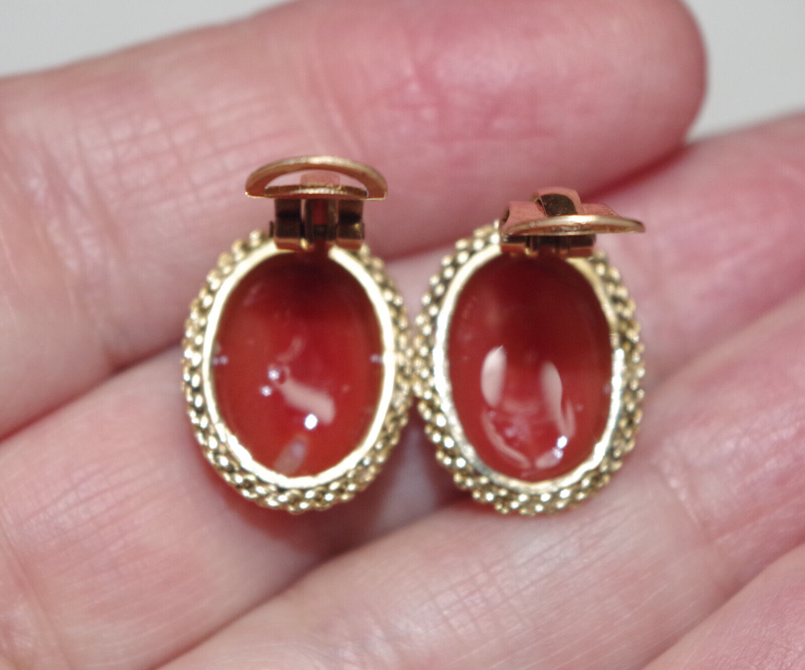 Antique 18K Italian Red Coral Large Dome 18 mm Be… - image 10