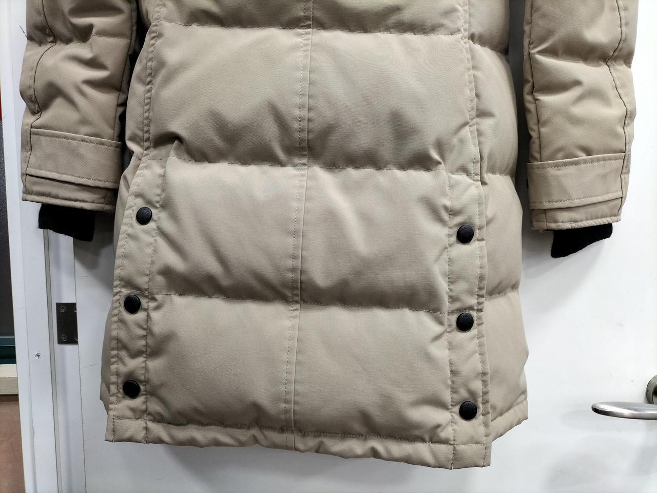 Canada Goose 2302Jl Mackenzie Parka - image 12