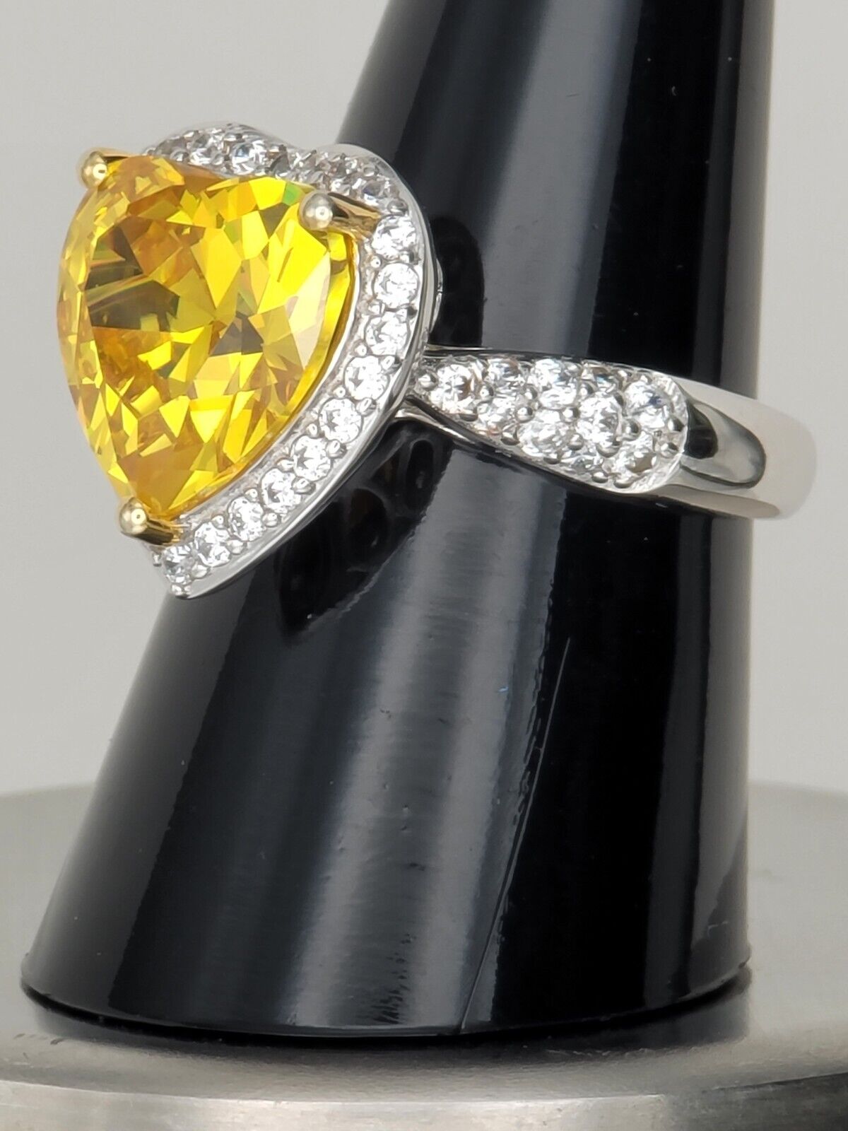 JTV BELLA LUCE CANARY & WHITE DIAMOND SIMULANTS R… - image 2