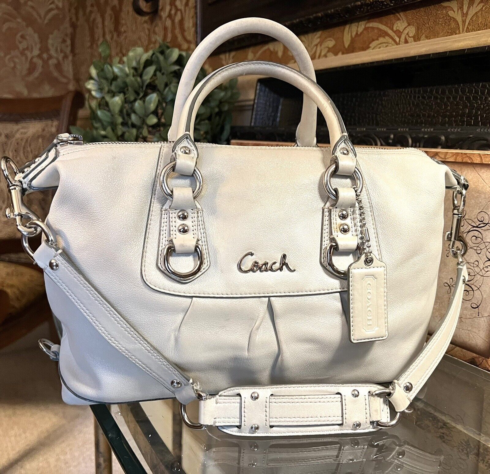 Coach Handbag Pearl White Silver Leather Shoulder… - image 1