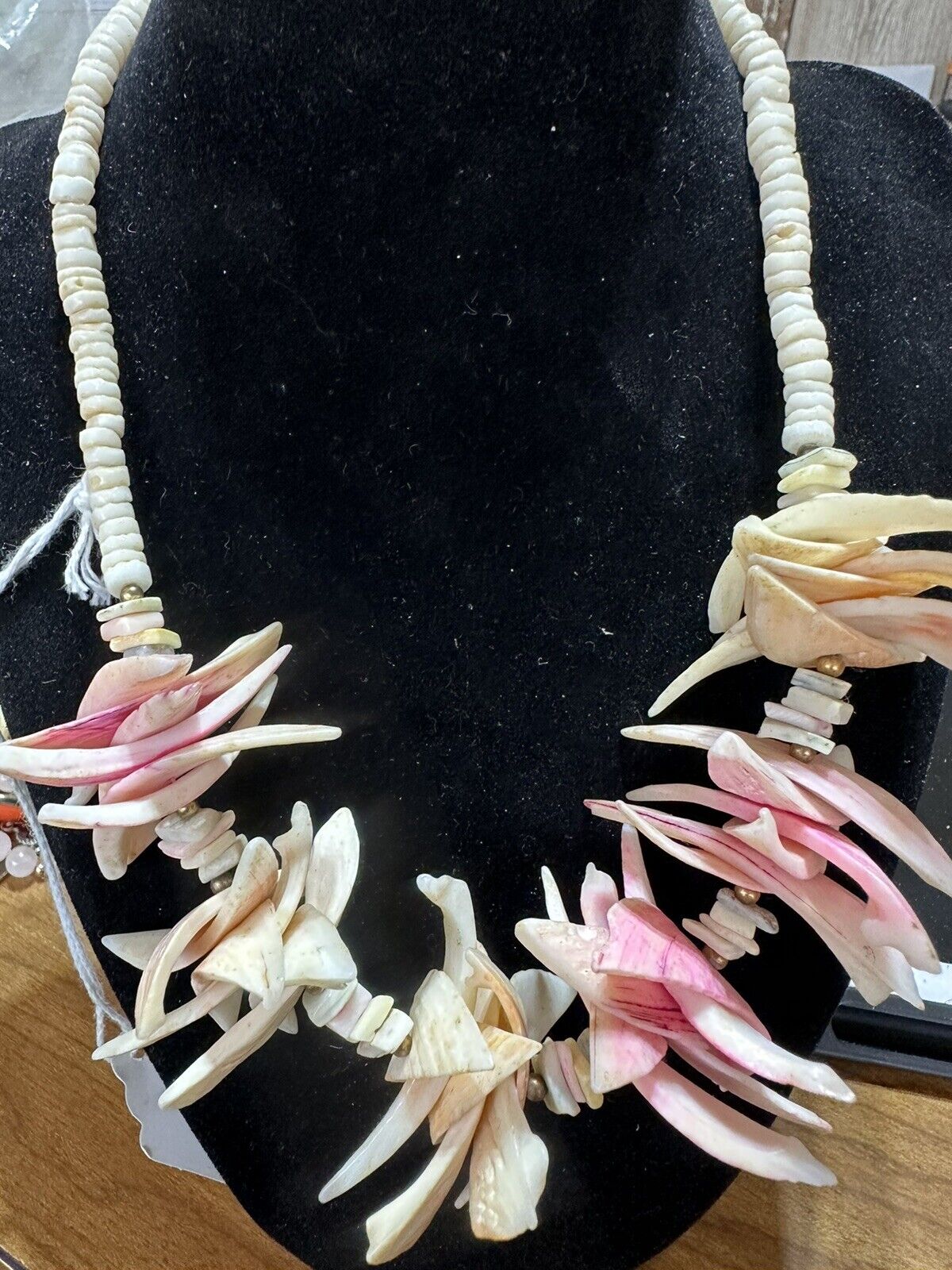 puka shell necklace vintage - image 1