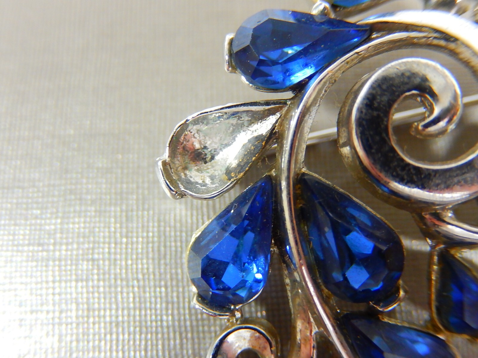 VTG  CROWN TRIFARI A. PHILIPPE ROYAL BLUE RHINEST… - image 3